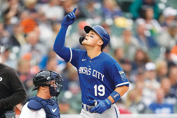 Cabrera hits 511th homer, Royals lose twice to Tigers - Vimarsana News