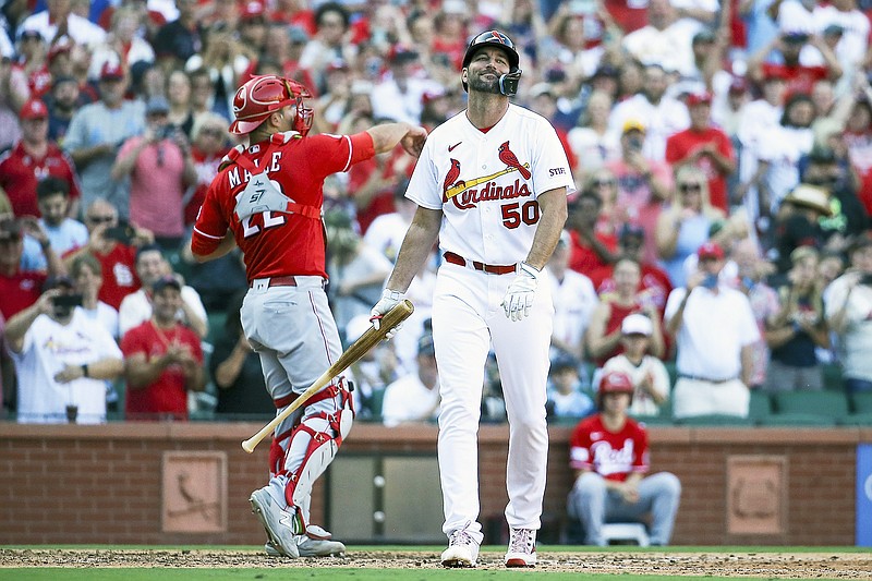 Wainwright strikes out in cameo to end career, Cardinals beat Reds 4-3
