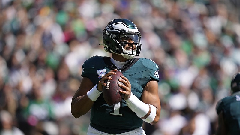 5-at-10: Eagles top NFL powerpoll, MLB playoffs ready to begin, golf's next  big thing?