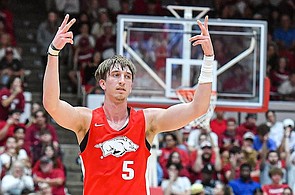 WholeHogSports - Miners aim to get big, just like Hogs