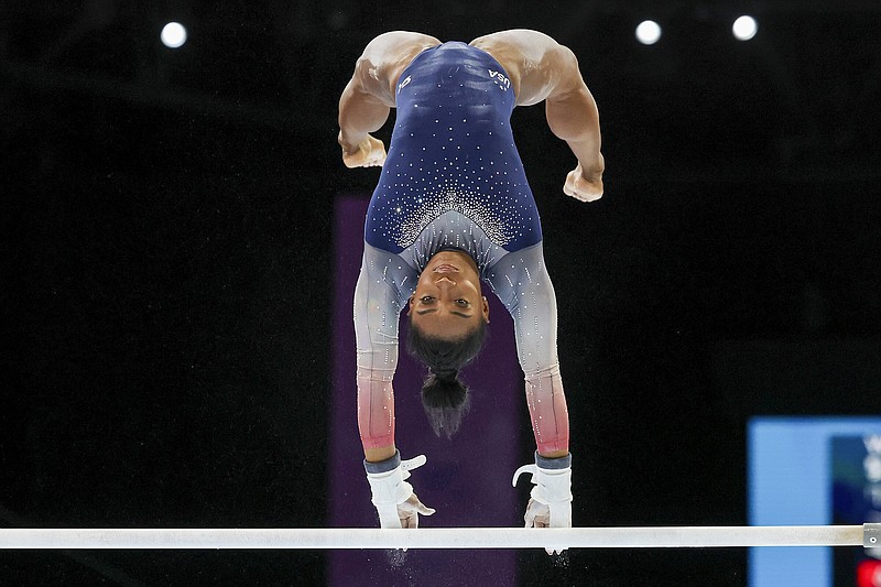 Simone Biles leads U.S. women to record 7th straight team title at  gymnastics world championships