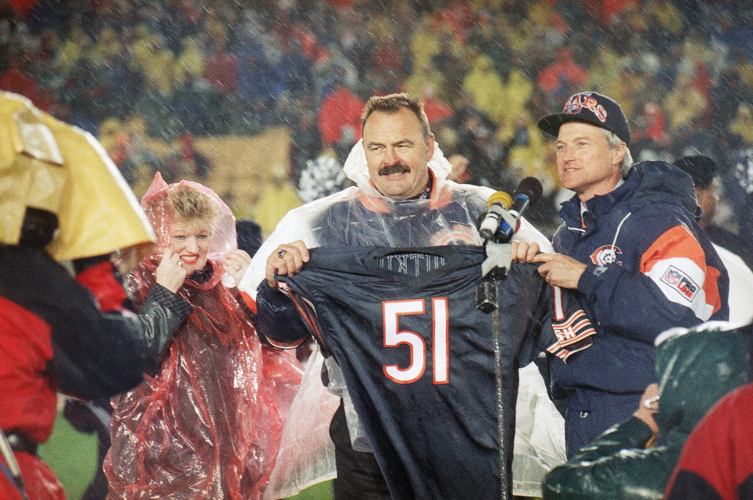 Historic Moments: Sayers, Butkus draft