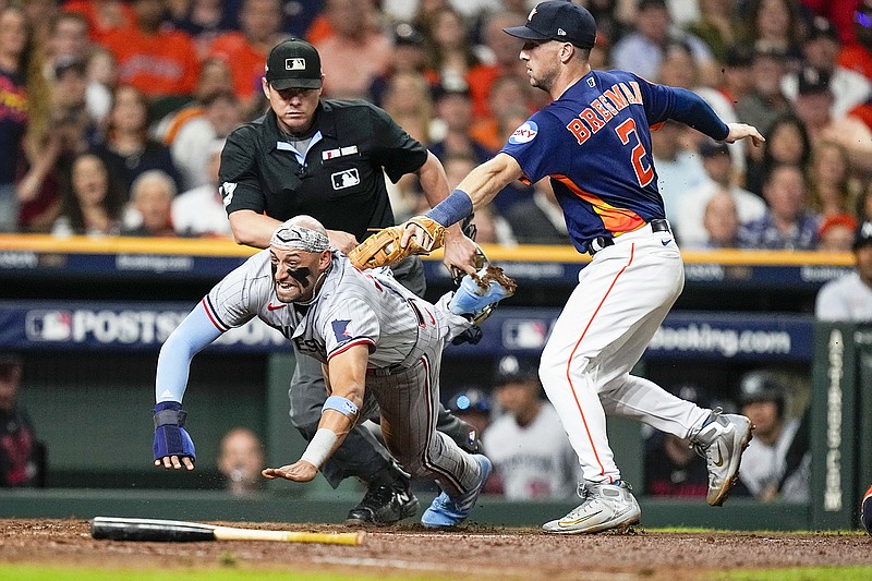 Carlos Correa stars against former team as Twins beat Astros 6-2 in Game 2  to tie ALDS, Advosports