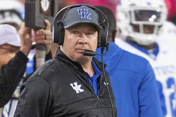 Mark Stoops says Georgia's defense is on another level