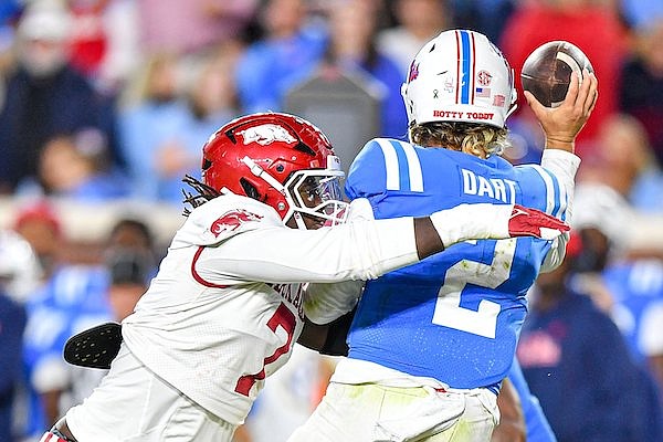 WholeHogSports - Arkansas, Rice finalize 2021 football game