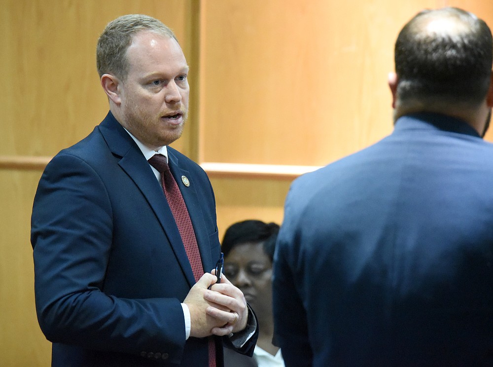 Video shows interaction before fatal shooting of Chattanooga