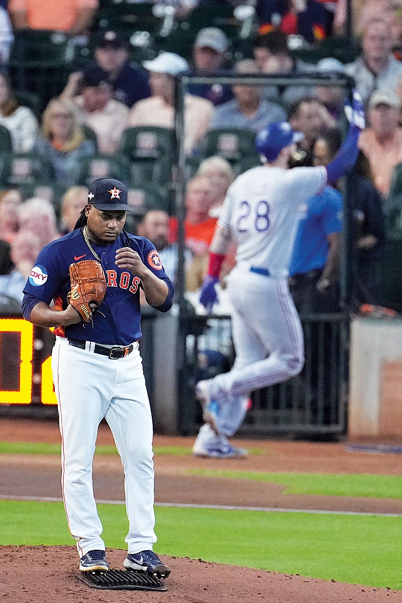 Rangers build early lead, take 2-0 lead on Astros