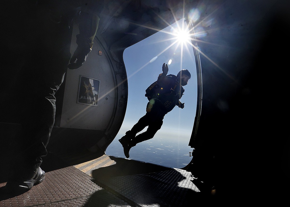 U.S. Air Force's Thunderbirds to bring precision flying to Little