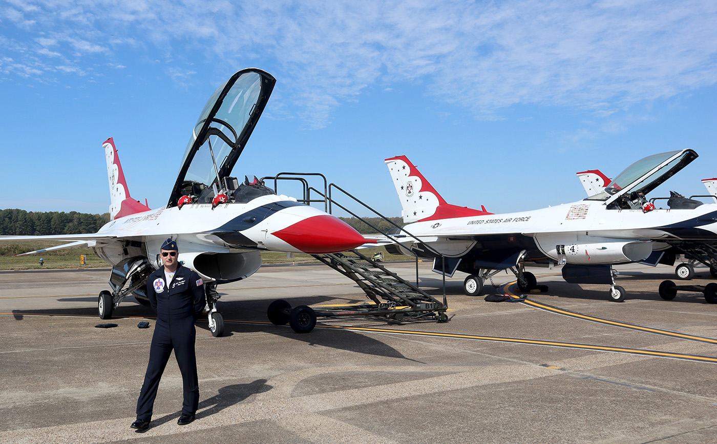 U.S. Air Force’s Thunderbirds to bring precision flying to Little Rock