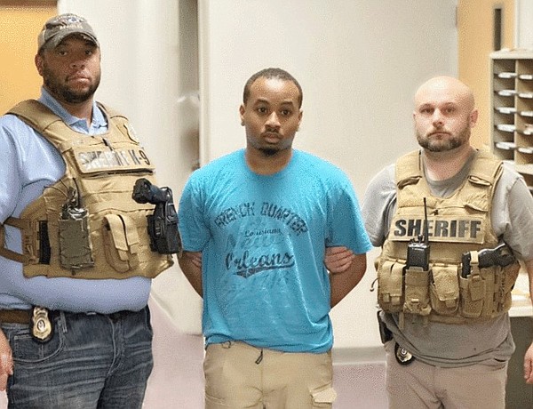 Jefferson County deputy accused of smuggling drugs into jail - Vimarsana News