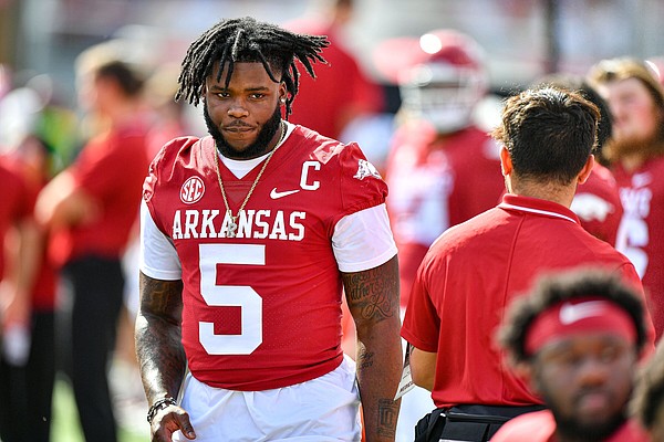 RAZORBACKS REPORT: 'Rocket' Sanders might be ready to play Florida - Vimarsana News