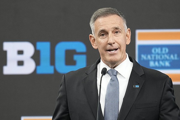 Big Ten coaches express frustration to Petitti - Vimarsana News