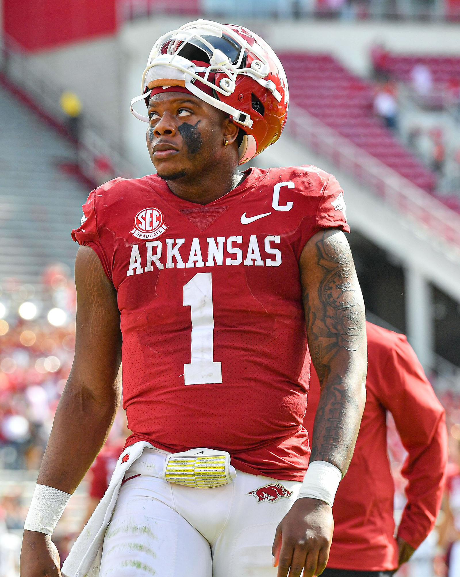 RAZORBACKS REPORT: KJ calls new OC Guiton a 'great man' - Vimarsana News
