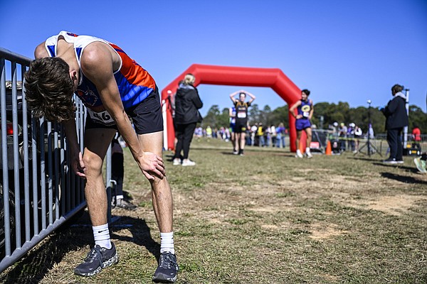 PREP CROSS COUNTRY: Ozark Catholic's Pohlmeier winning time compared to bigger schools' performances - Vimarsana News