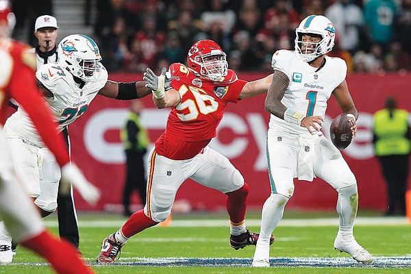 Chiefs Lean On Defense To Bail Out Offense During 7-2 Start | Jefferson ...