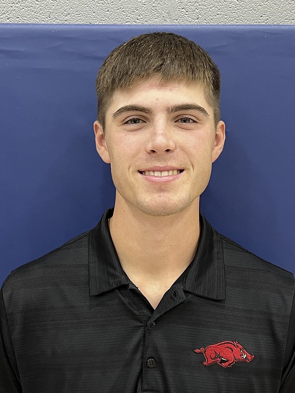 PREP SIGNINGS Springdale HarBer ace Ross Felder signs with Arkansas