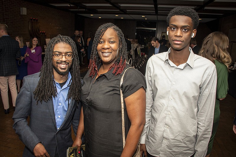 UNDER THE STARS 25th Annual Starry Starry Night benefits ACCESS Northwest Arkansas Democrat