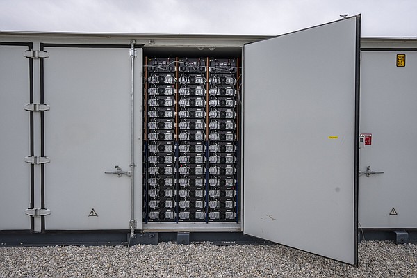 $3.5B announced for battery industry | The Arkansas Democrat-Gazette - Vimarsana News