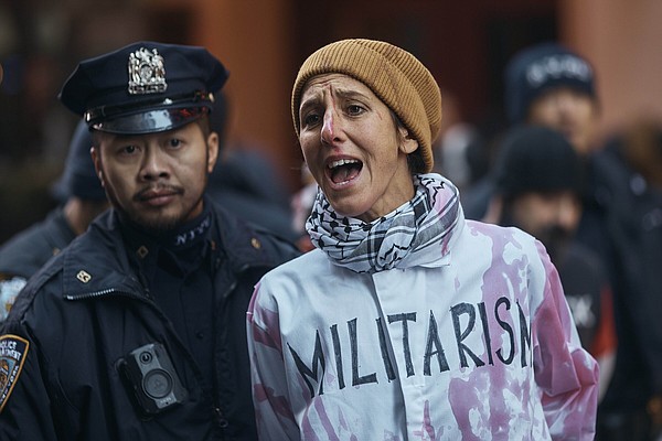 The nation in brief: Protesters interrupt Thanksgiving parade | The Arkansas Democrat-Gazette - Vimarsana News