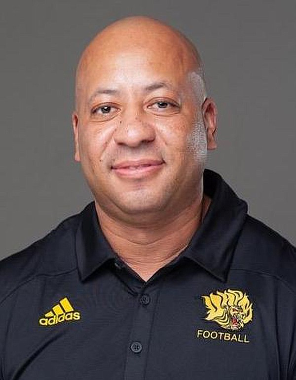 UAPB OC seeking move closer to family | Pine Bluff Commercial News