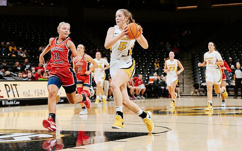 Missouri women's basketball plays at Virginia in ACC/SEC Challenge