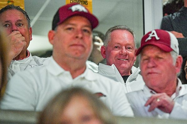 WholeHogSports - Jones: Bobby And Basketball