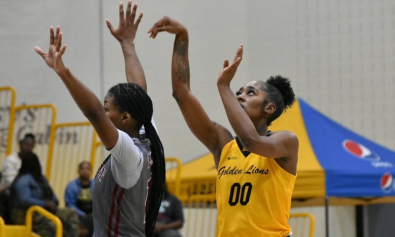 Zaay Green (00) of UAPB was named SWAC Player of the Week after making the all-tournament team at the Van Chancellor Classic last weekend. (Pine Bluff Commercial/I.C. Murrell)