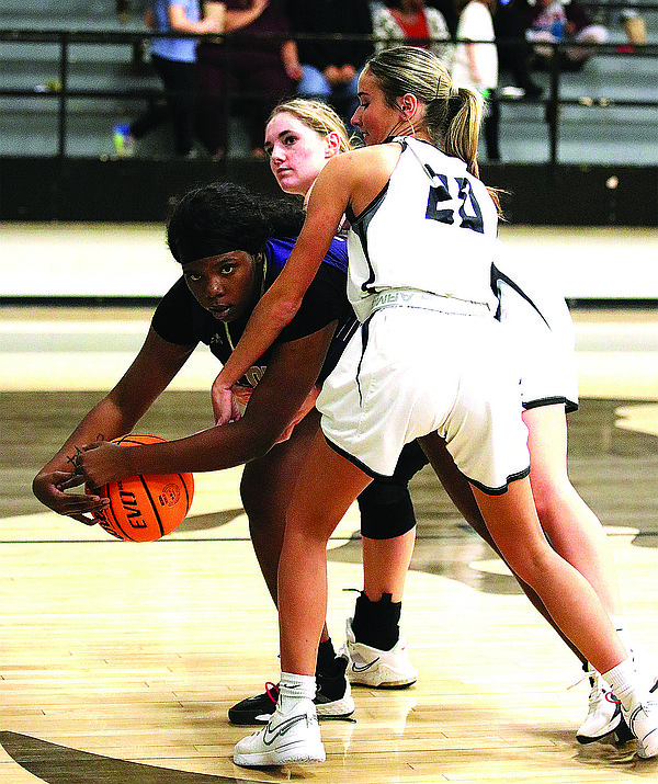 Lady Dragons edge Smackover El Dorado News