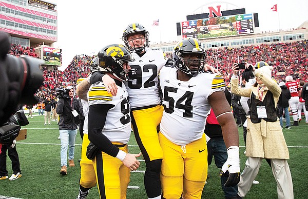 Tall task as Iowa faces Michigan in Big Ten title game | Jefferson City News Tribune - Vimarsana News