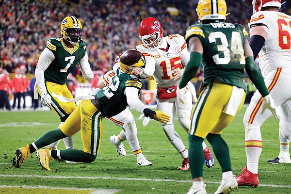 Love throws three TD passes as Packers beat Chiefs 27-19 for 3rd straight win - Vimarsana News