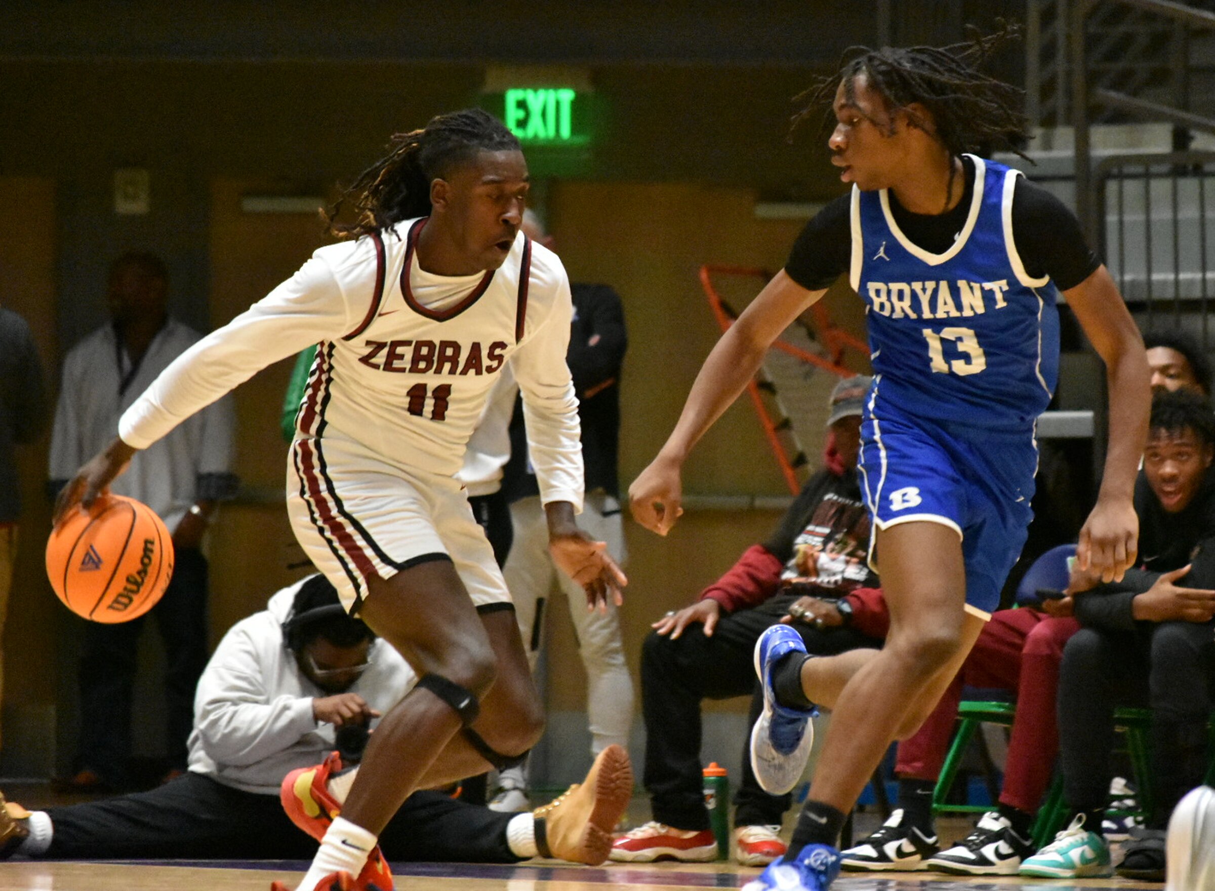 Bryant keeps early lead to beat Zebras