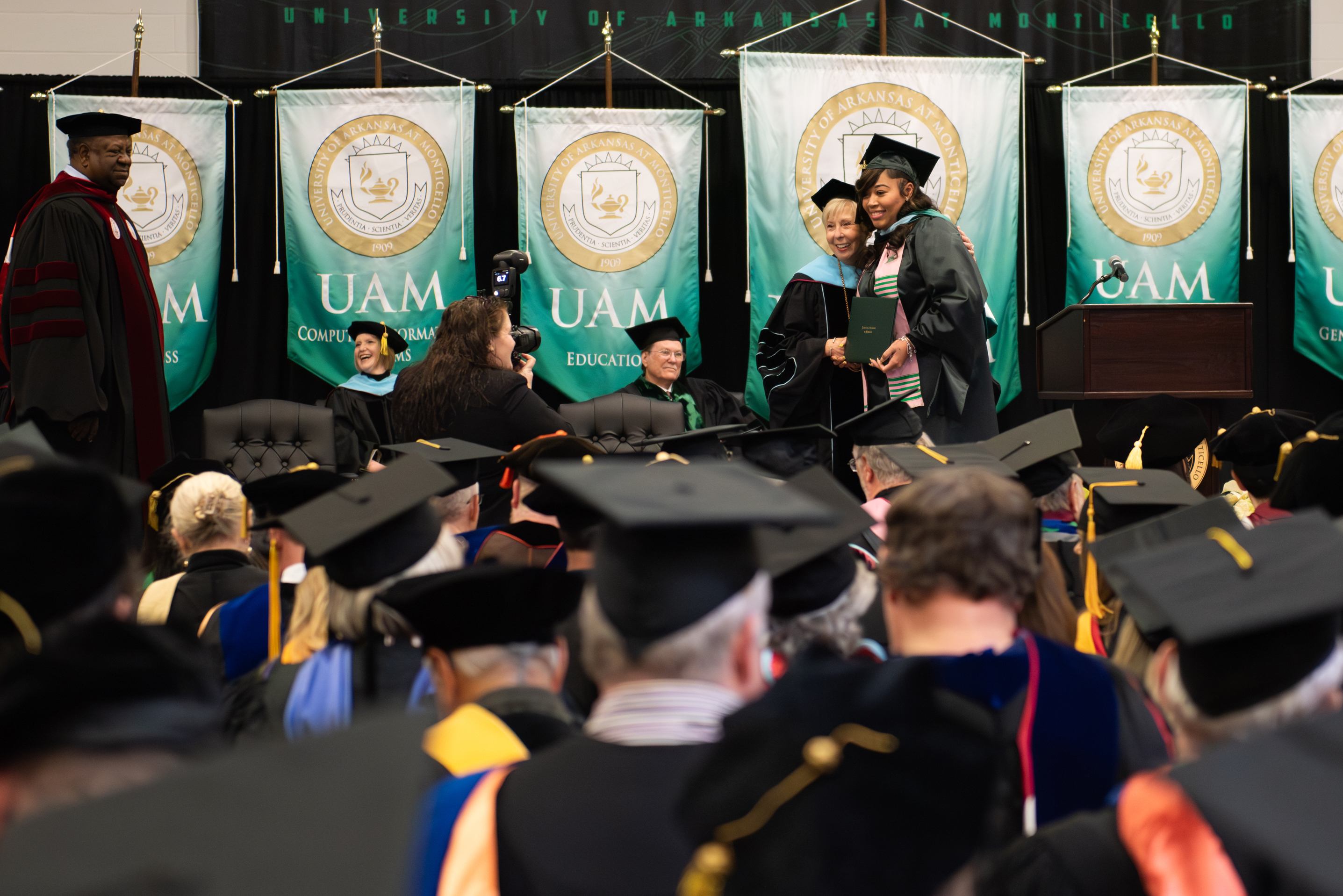 UAM lauds fall ’23 scholars