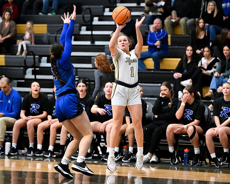 PREP BASKETBALL: Bentonville’s girls snap six-game losing streak with ...