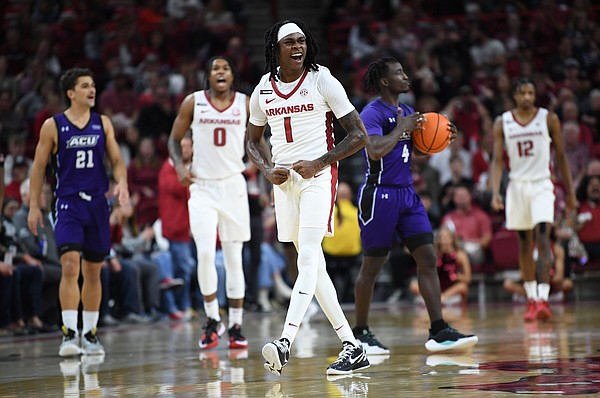 Menifield, Razorbacks stabilize in second half | The Arkansas Democrat-Gazette - Vimarsana News
