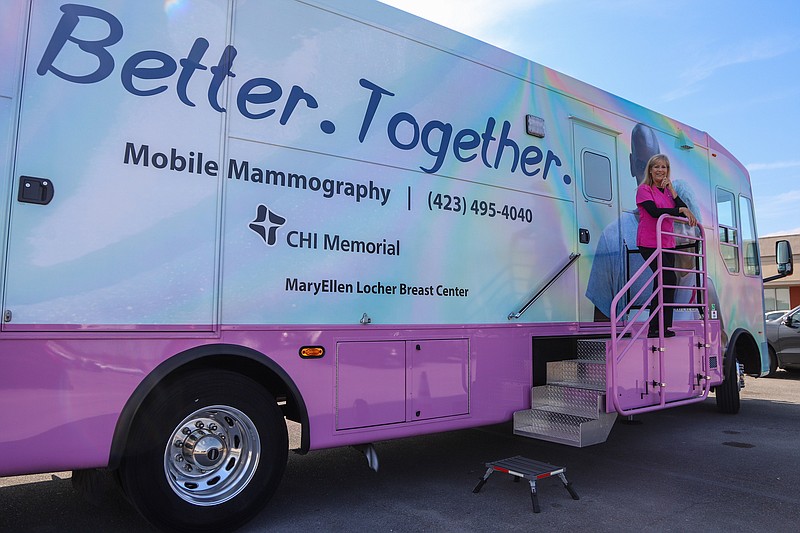 Mobile ‘mammogram coach’ provides door-to-door breast-cancer screenings ...