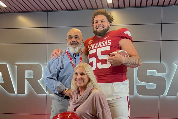 Get to know: Arkansas O-line signee Fernando Carmona | The Arkansas  Democrat-Gazette - Arkansas' Best News Source