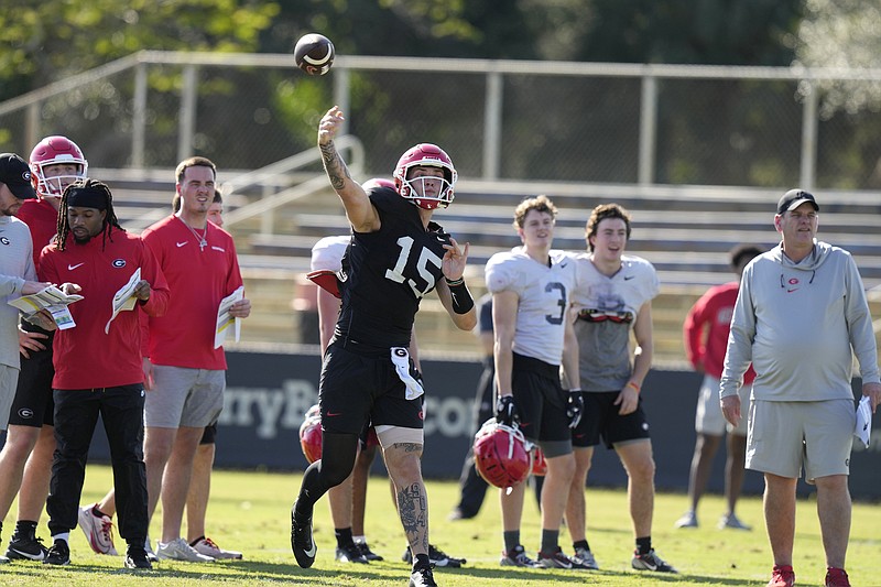 Georgia's Carson Beck Details What Went Into His Decision To Return To ...