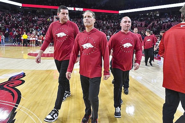 Practice, practice and more practice knocked off Hogs' rust | Whole Hog ...