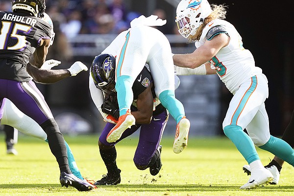NFL Capsules: Jackson's perfect day clinches top seed in AFC for Ravens, fuels rout of Dolphins - Vimarsana News