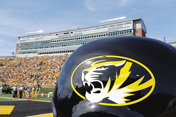 LSU hires Missouri D-coordinator Baker on 3-year deal worth $2.5 million annually - Vimarsana News