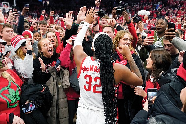 Clark's collision with fan raises concerns about court-storming | Jefferson City News Tribune - Vimarsana News