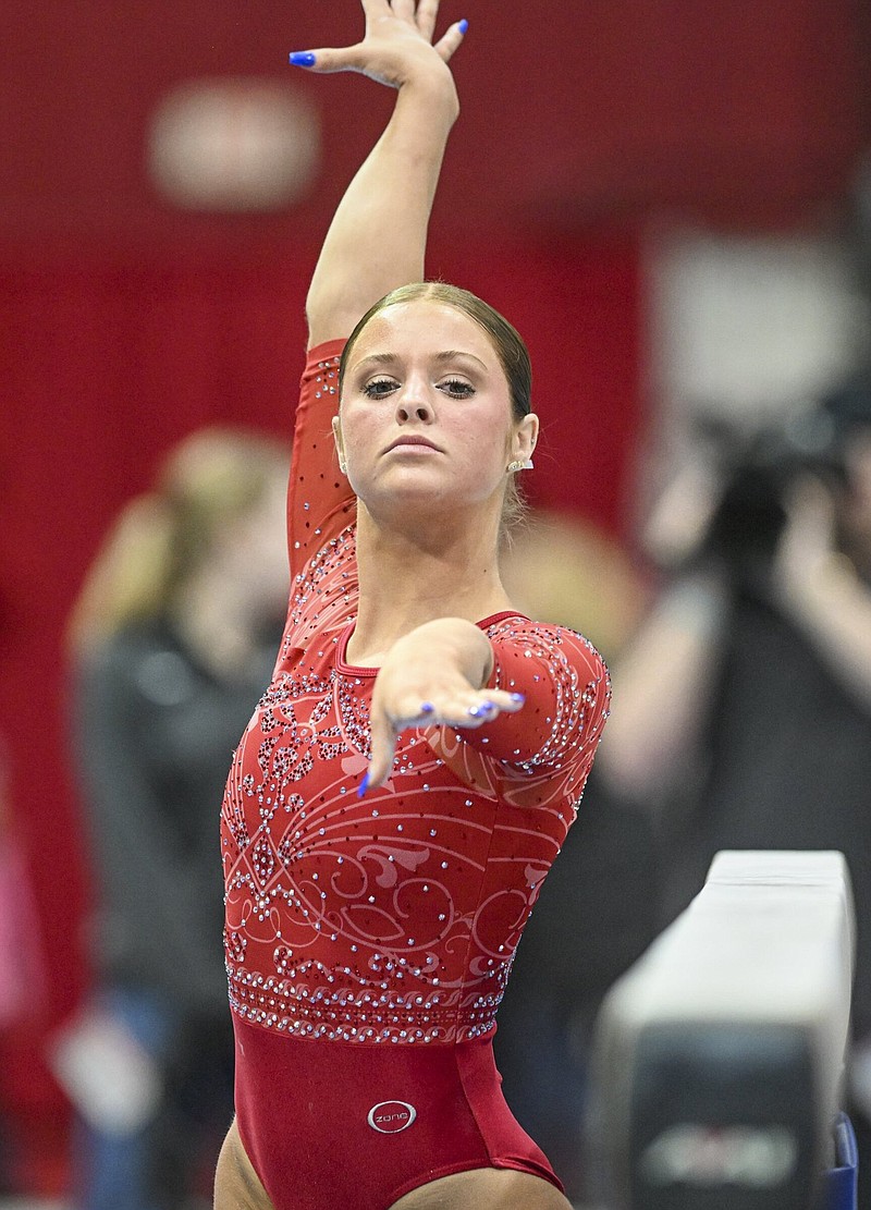 Arkansas sophomore Lauren Williams posted a 9.925 on both the vault and floor exercise last week during the Razorbacks’ tie with Alabama.
(NWA Democrat-Gazette/Charlie Kaijo)