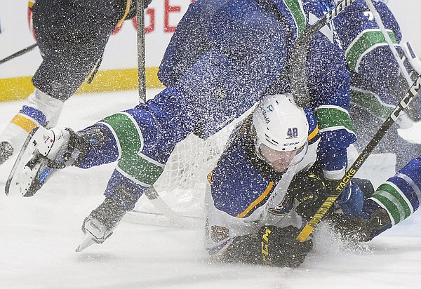 Schenn Scores In OT To Lift Blues Past Canucks, 4-3 | Fulton Sun