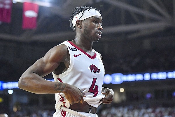 Devo Davis steps away from Arkansas men's basketball team before ...