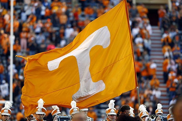 Tennessee Virginia Ags Suing Ncaa Over Nil Related Recruiting Rules