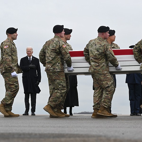 Bidens, grieving families greet fallen soldiers | The Arkansas Democrat-Gazette - Vimarsana News