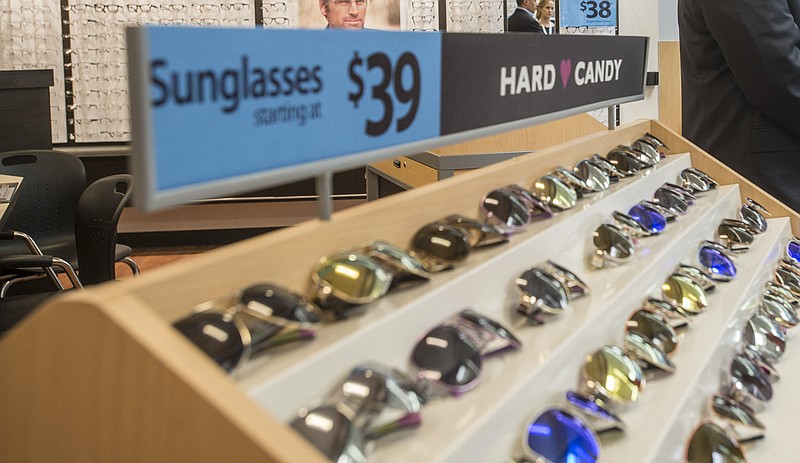 Walmart to offer eyewear ‘try-on’ | Northwest Arkansas Democrat-Gazette