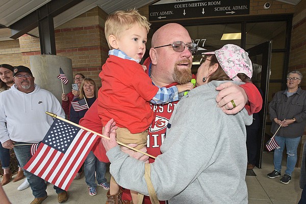 Pea Ridge home to be donated to Army veteran severely injured while on patrol in Iraq | The Arkansas Democrat-Gazette - Vimarsana News