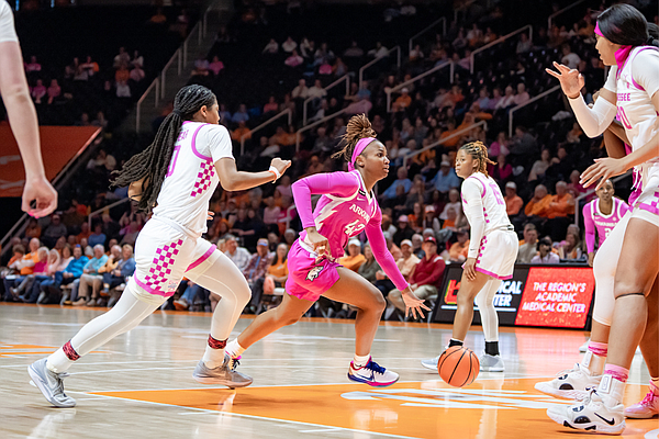 Tennessee blasts Arkansas women’s basketball in Knoxville | Whole Hog Sports