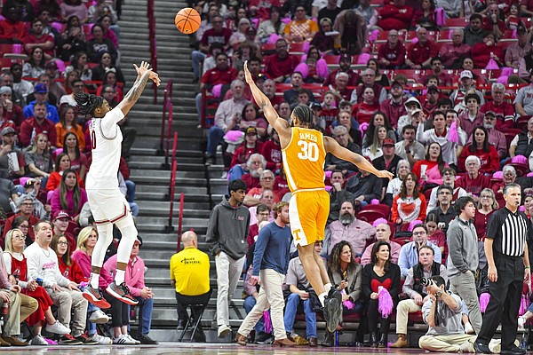 Hogs' 3-spree no help | Northwest Arkansas Democrat-Gazette - Vimarsana News